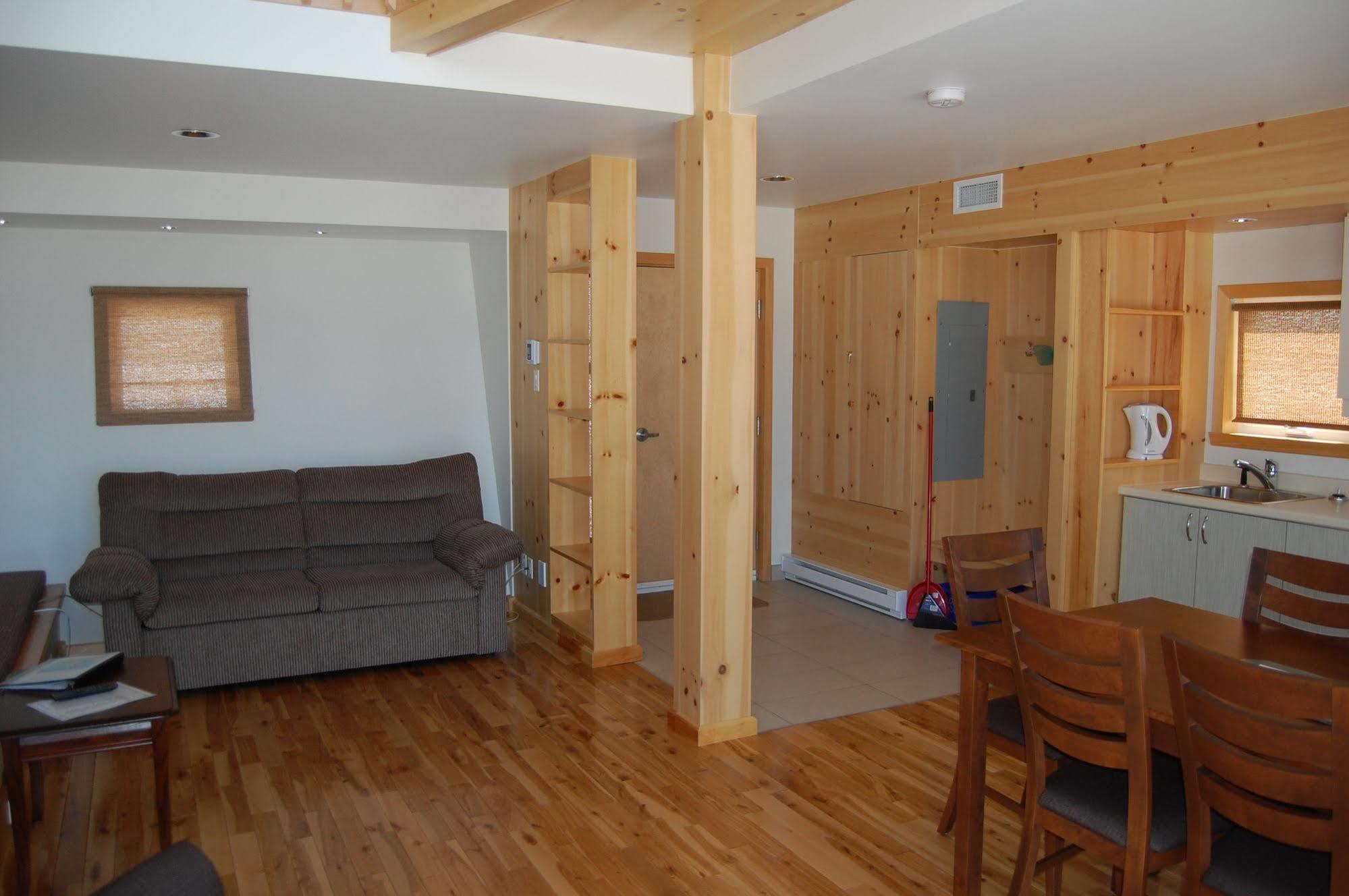 Les Chalets Du Bioparc Bonaventure Εξωτερικό φωτογραφία